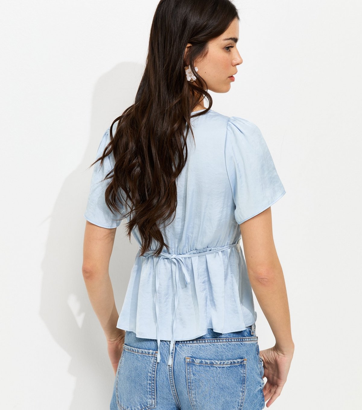 New Look Women's Light Blue Lace Trim Flutter Sleeve Satin Tea Top New Look - 4