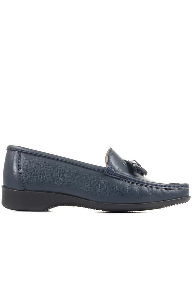 Pavers Pavers Women's Leather Tassel Loafers in Navy - 3