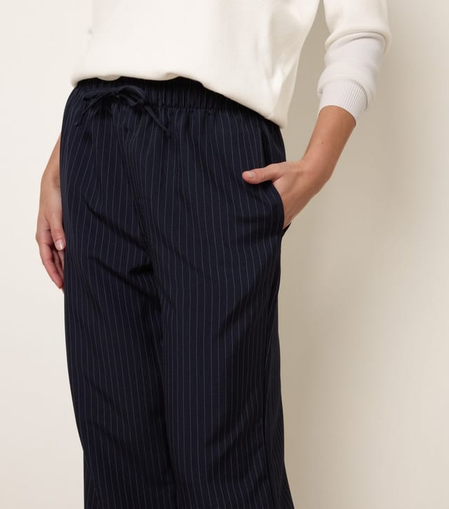 Blue Vanilla Women's Navy Pinstripe Trousers Blue Vanilla New Look - 3