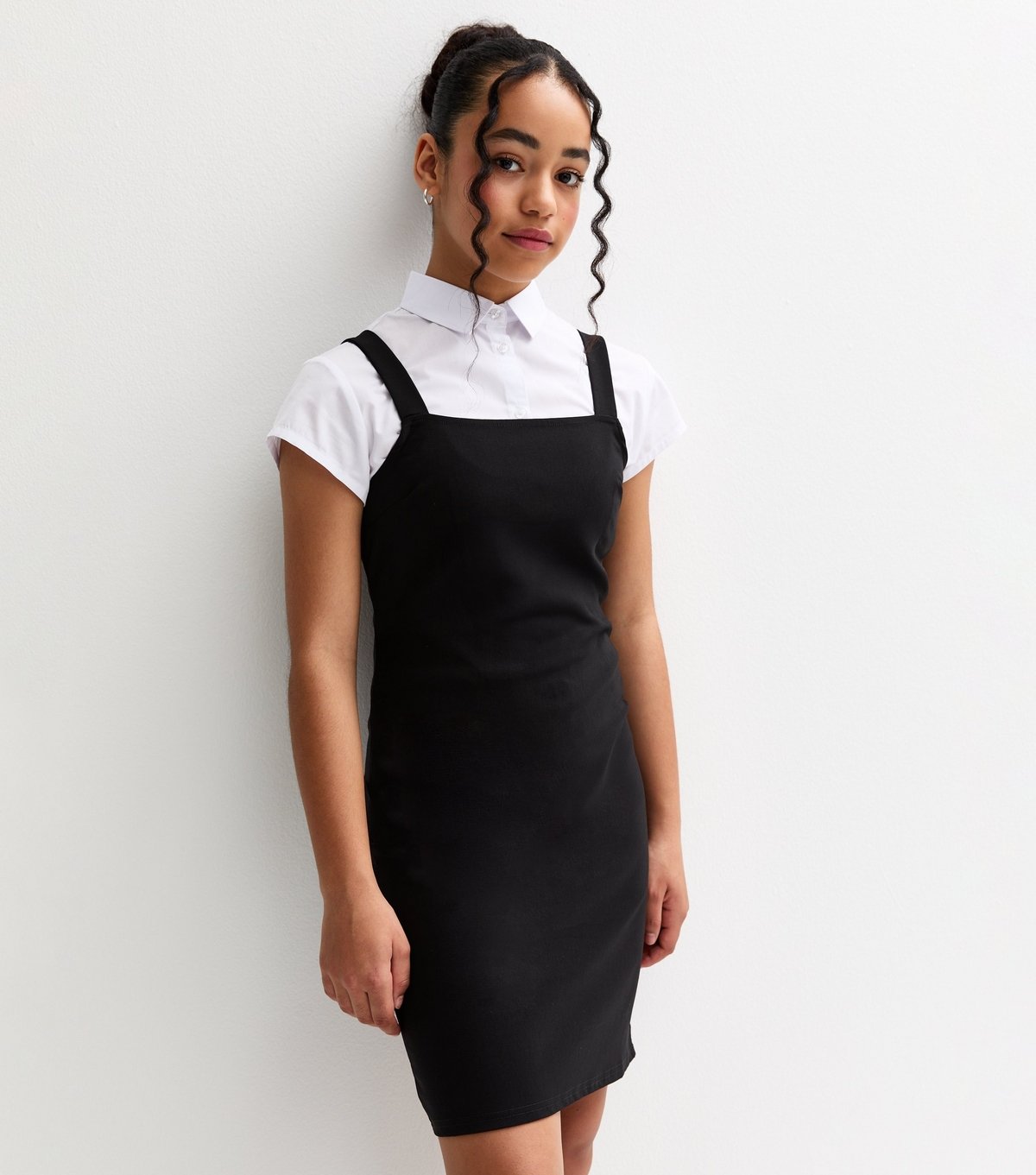New Look Girls' Black Square Neck School Pinafore Dress New Look - 3