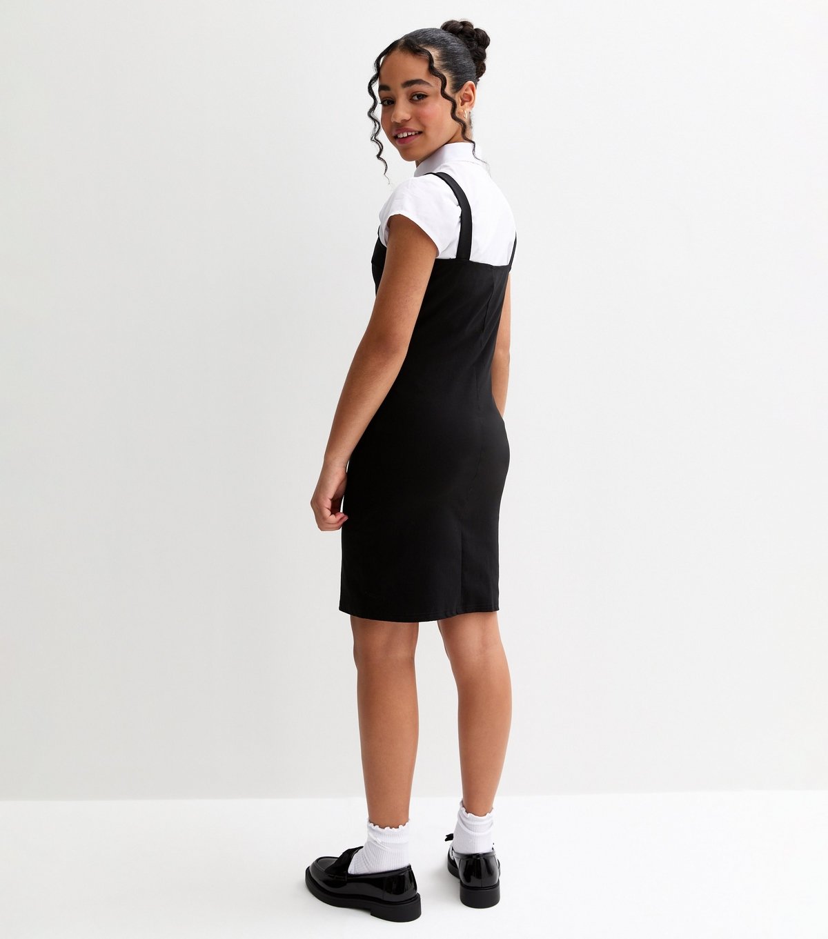 New Look Girls' Black Square Neck School Pinafore Dress New Look - 4
