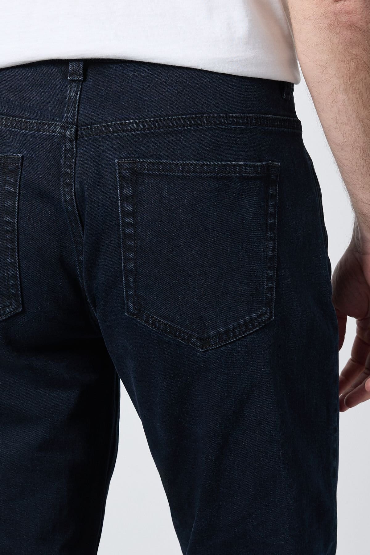 Maine Maine Men's Blue Black Rinse Premium Stretch Straight Fit in Dark Blue - 4