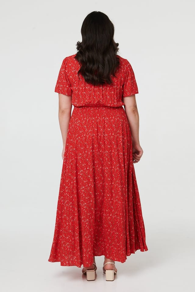 Izabel London Izabel London Women's Curve Ditsy Floral A-Line Maxi Dress in Red - 2