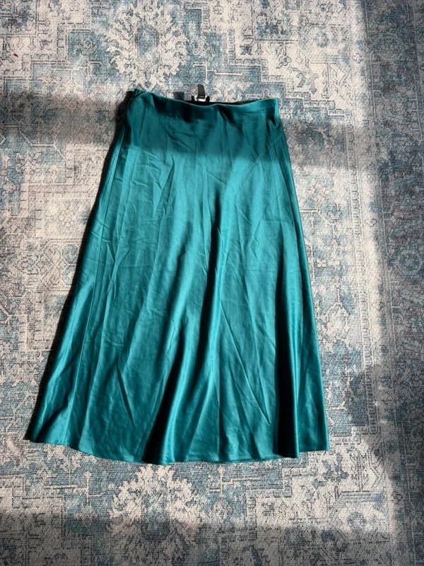 New Look Teal silk skirt (midi)