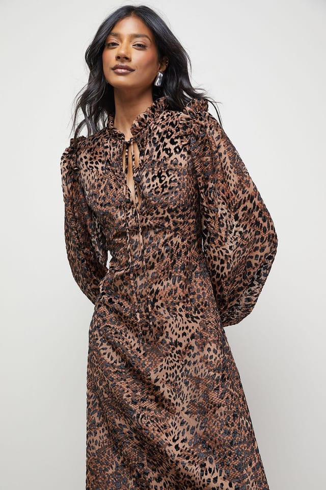 Warehouse Warehouse Women's Burnout Velvet Frill Shoulder Tie Front Midi Dress in Animal - 2