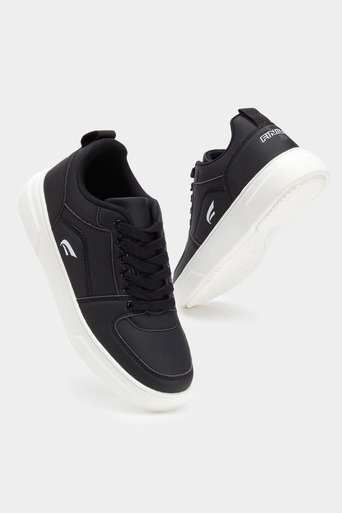 Finily Finily Women's Rhiannon Trainer in Black - 4