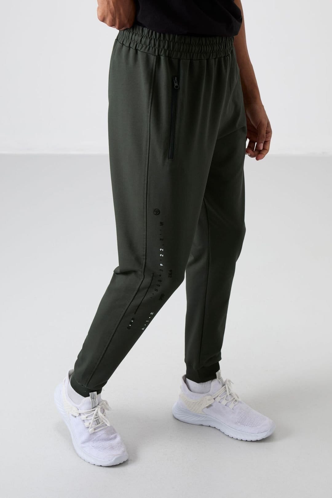 Tommy Life Tommy Life Men's Solid Jogger Sweatpants in Dark Green - 4