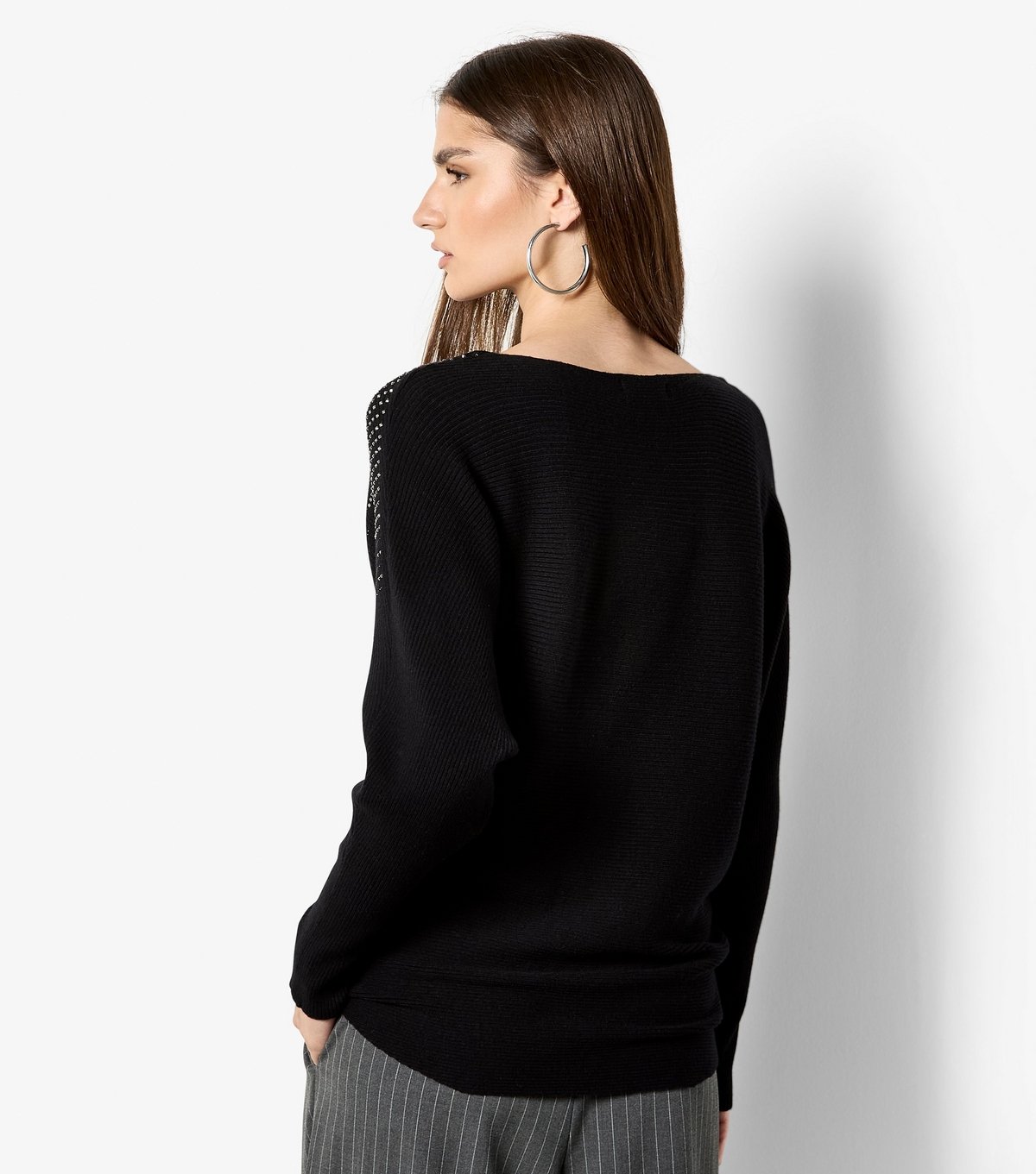 Apricot Women's Black Gradual Sparkle Batwing Jumper Apricot New Look - 3