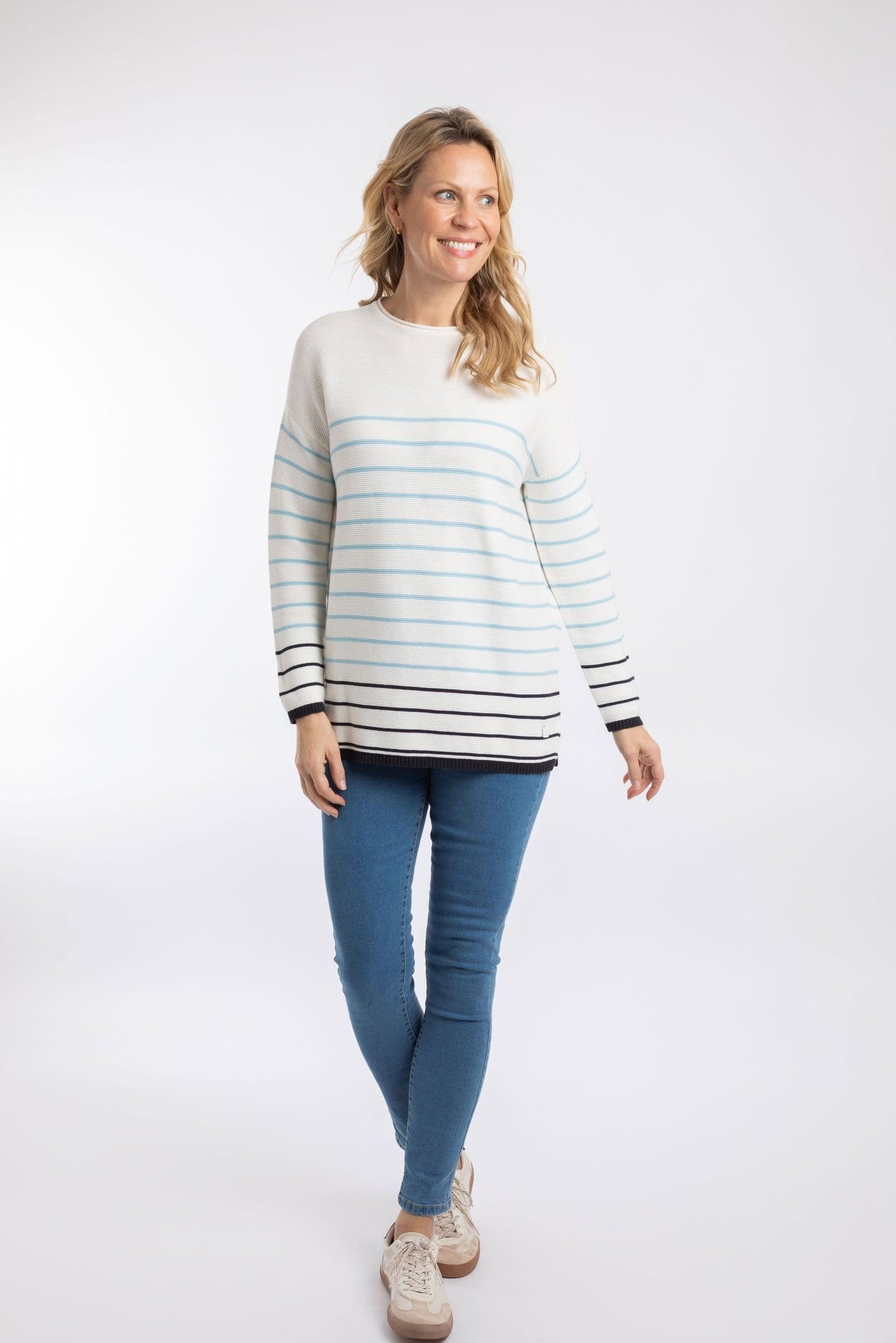 Weird Fish Weird Fish Women's Sutton Striped Knitted Crew Jumper in Cream - 4