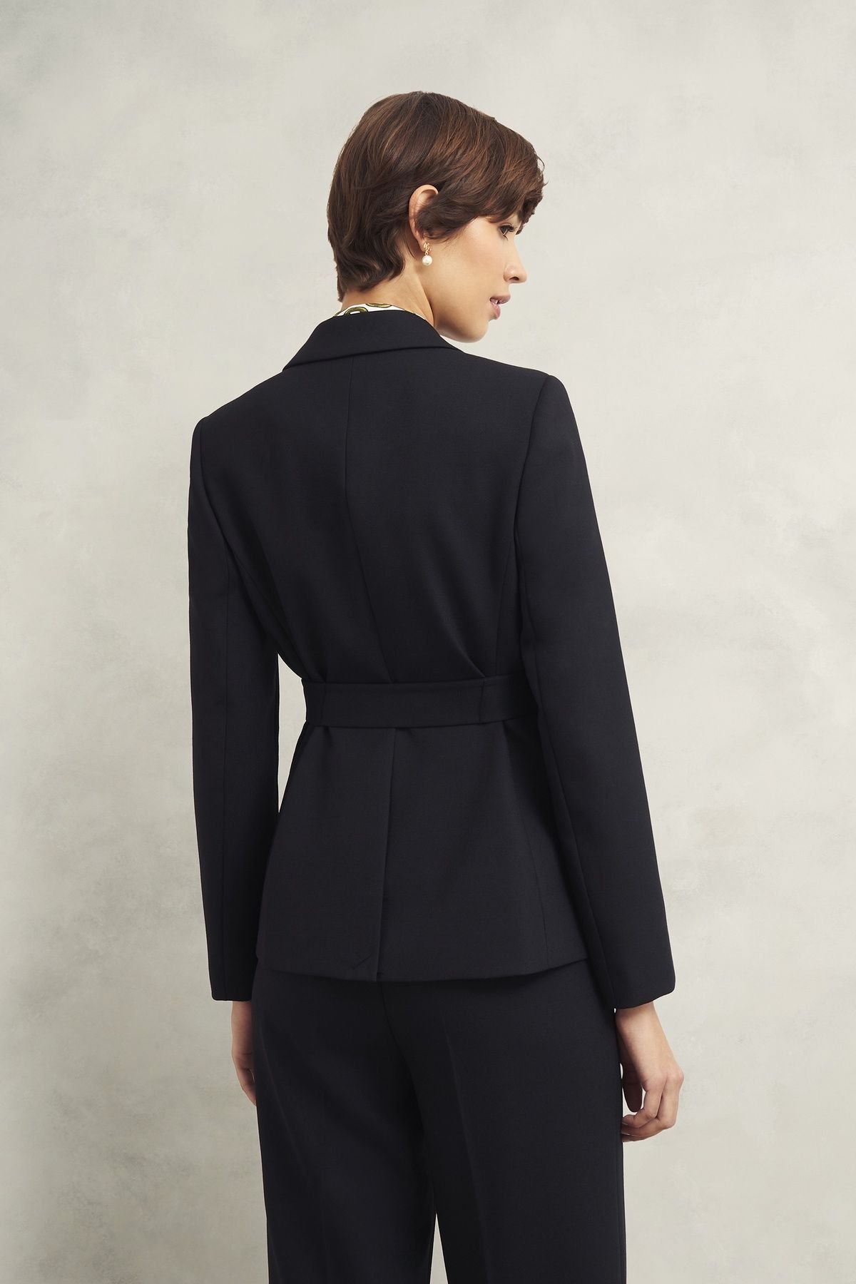 Hobbs London Hobbs London Women's Casey Tie Waist Jacket in Black - 4