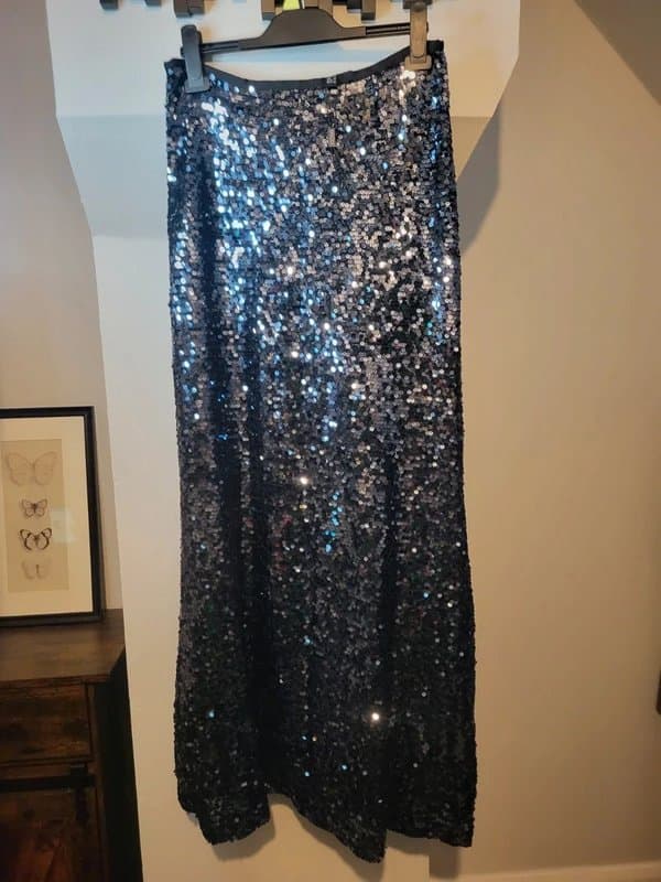 Episode Episode Black Fully Sequinned Maxi Skirt – Size 14 – BNWOT