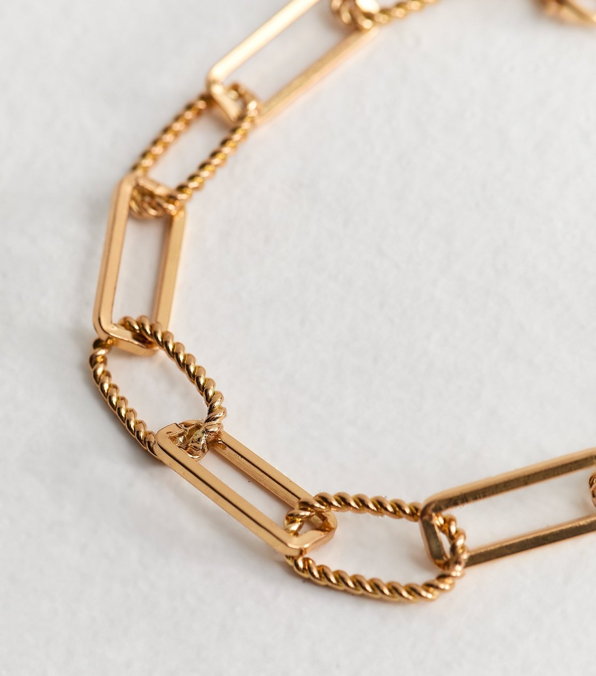 New Look Gold Tone Chain Link Bracelet New Look - 4