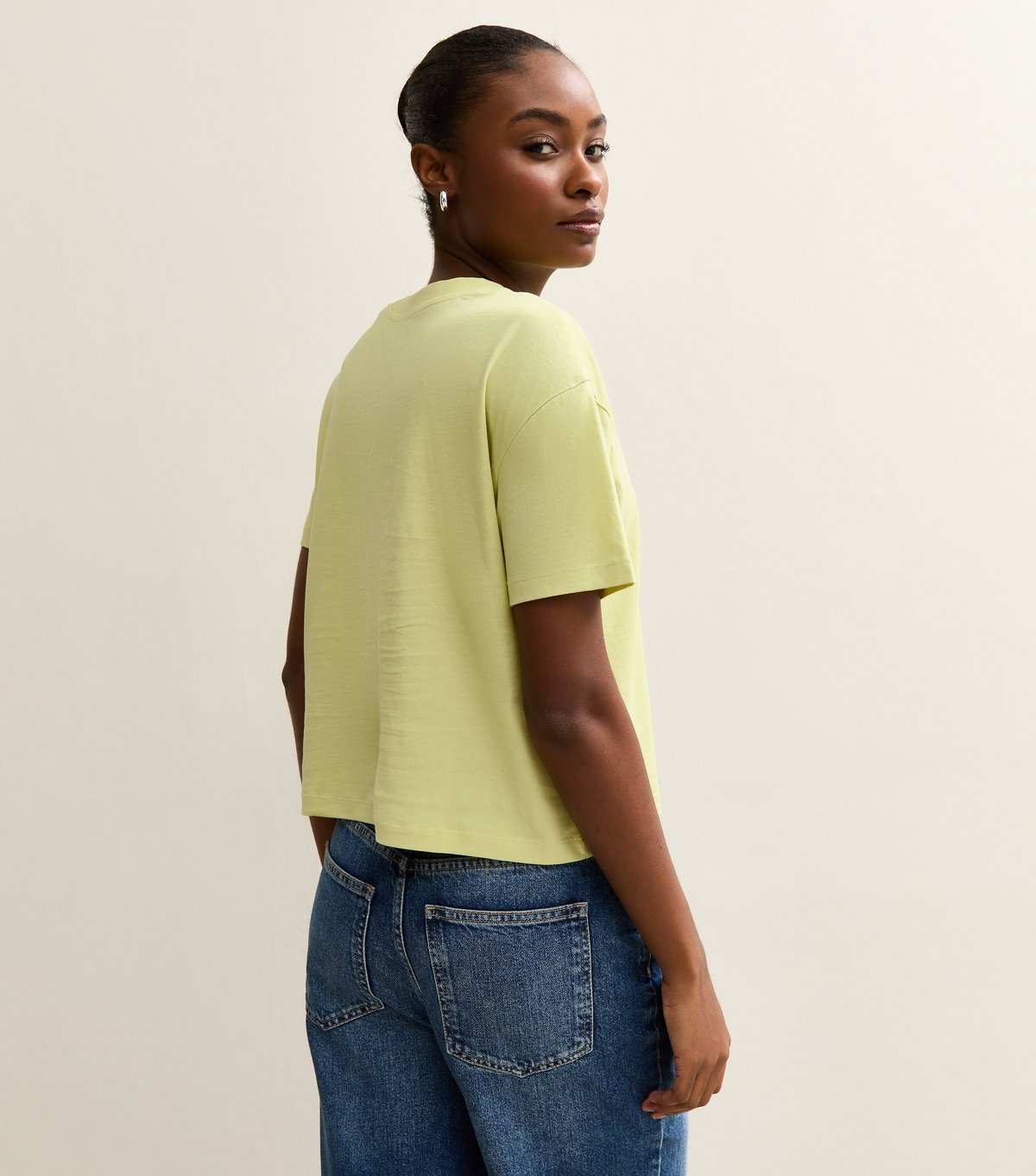 New Look Women's Light Green Cotton Boxy Fit T-Shirt New Look - 4
