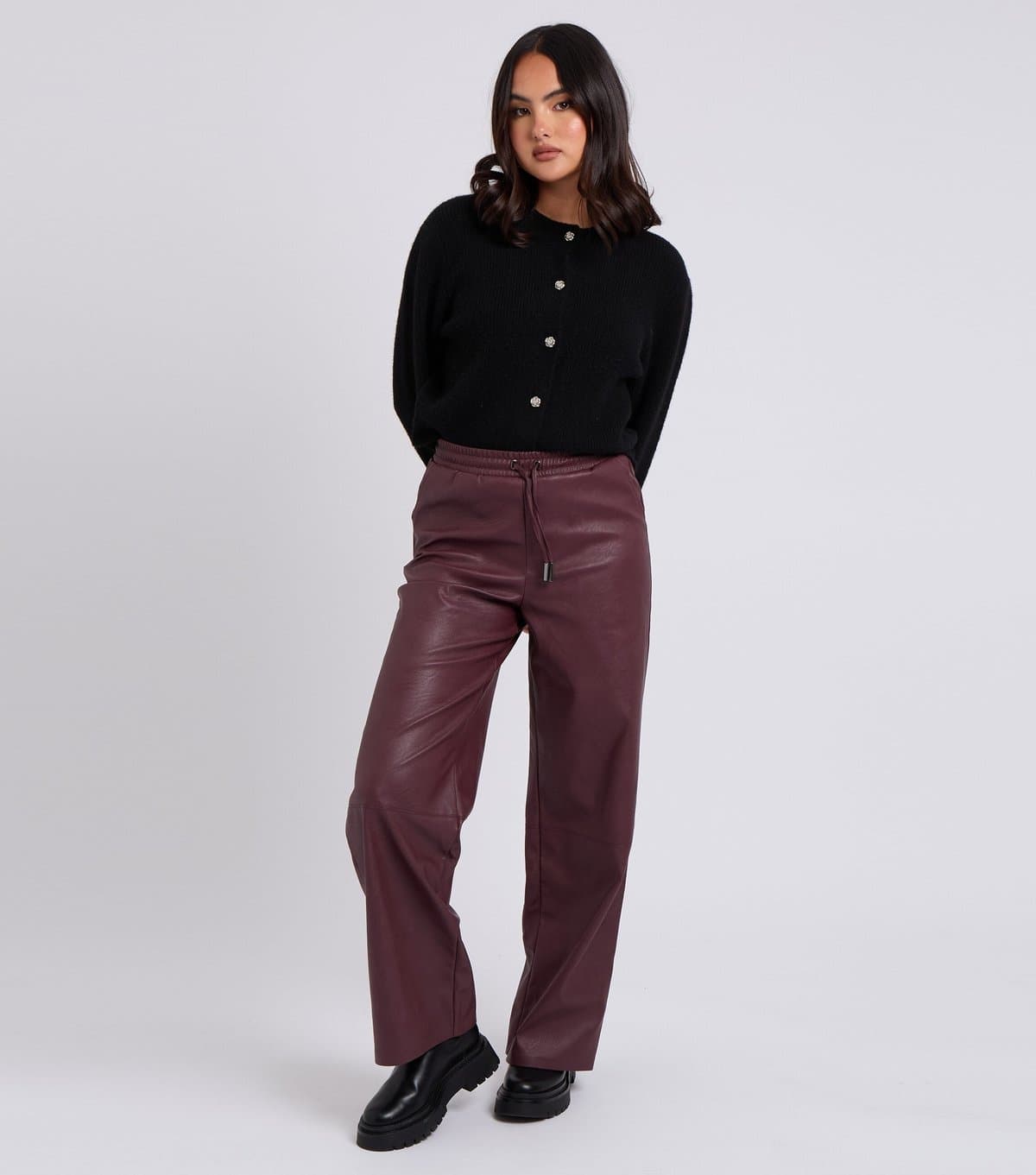 Urban Bliss Women's Burgundy Leather Look Wide Leg Trousers Urban Bliss New Look