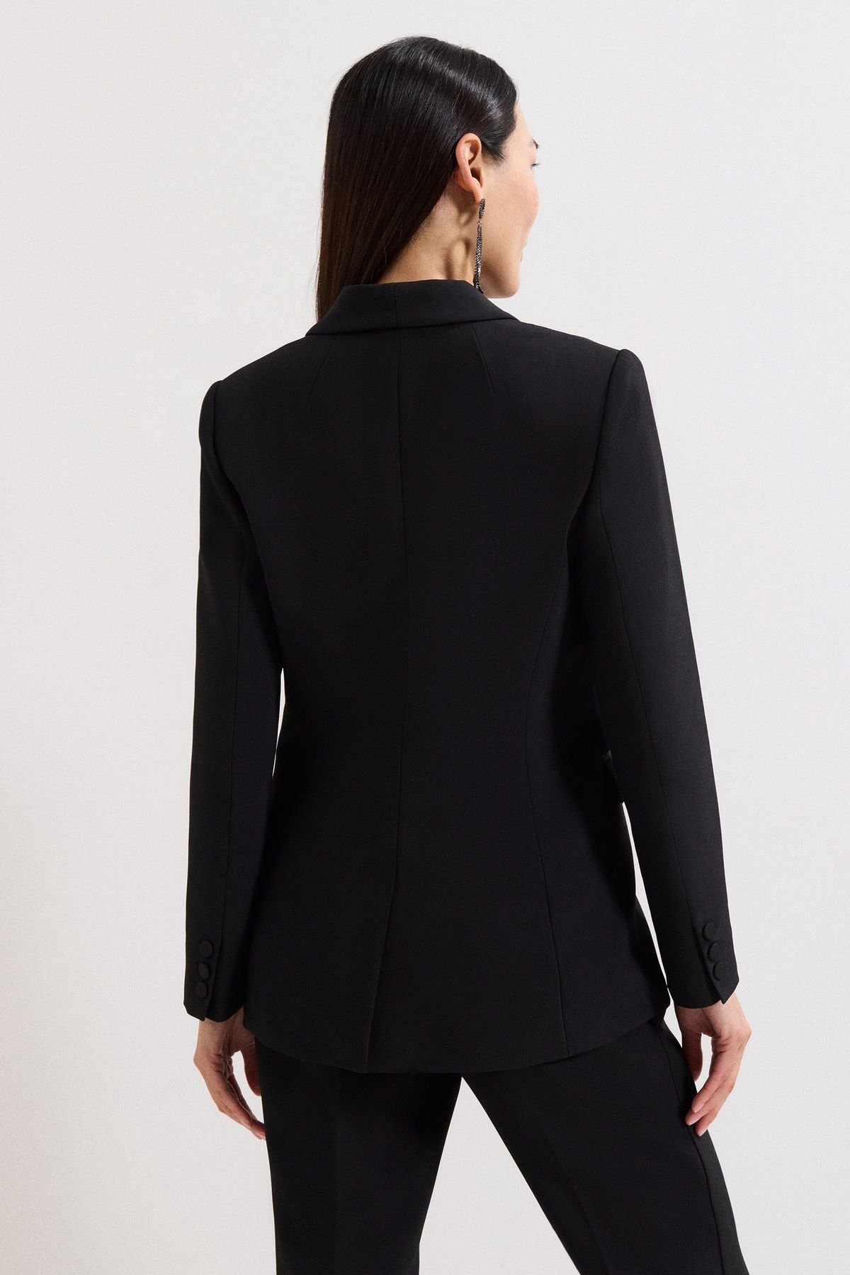 Phase Eight Phase Eight Women's Stasia Long Sleeve Tux Jacket in Black - 4