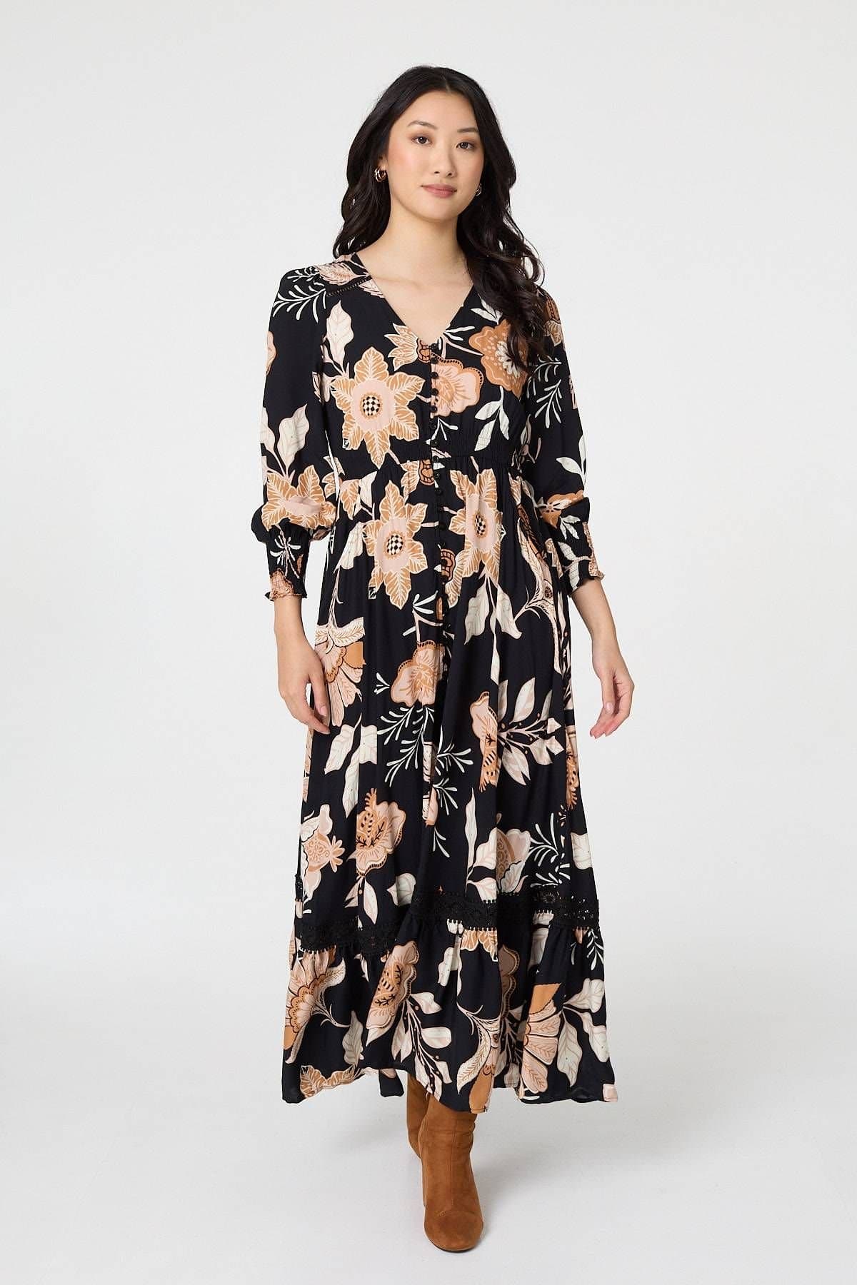Izabel London Izabel London Women's Leaf Print Long Sleeve Maxi Dress in Black
