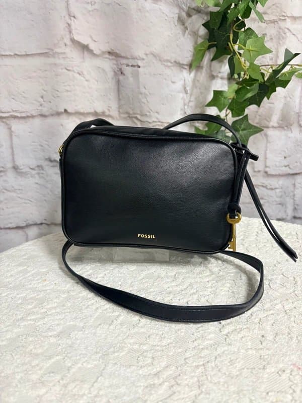 Fossil Fossil BNWOT “Brennon” Camera Pu Leather Crossbody Bag, Black