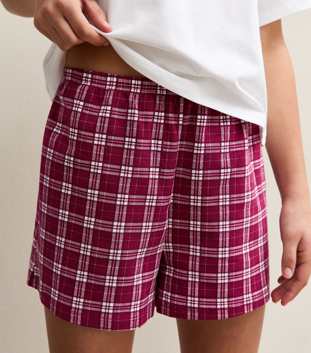 New Look Girls' White Weekend Club Print and Checked Shorts Pyjama Set New Look - 4