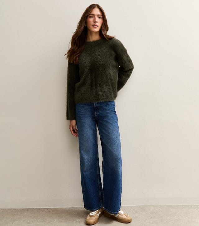 New Look Women's Light Khaki Fluffy Knit Relaxed Fit Jumper New Look - 3