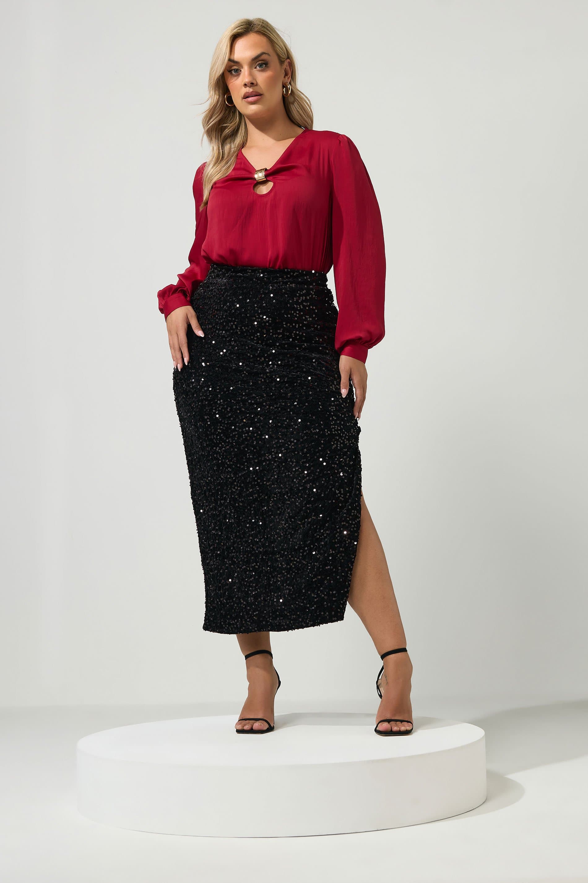 Yours London Plus Size Black Sequin Velvet Maxi Skirt