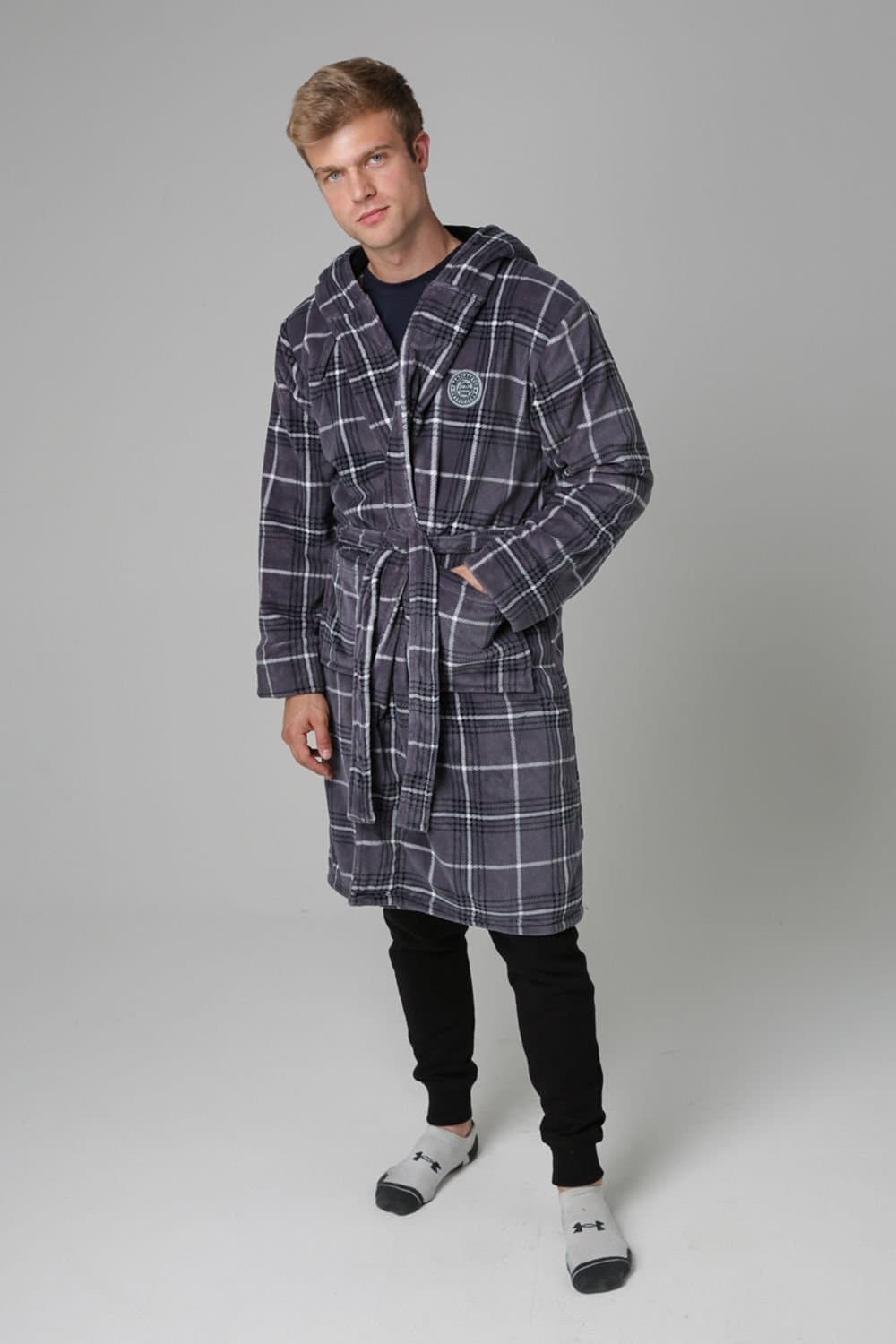 Tokyo Laundry Tokyo Laundry Men's Check Print Dressing Gown in Grey