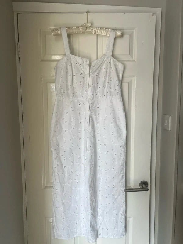 ASOS ASOS white embroidered summer jumpsuit size 10 - 1