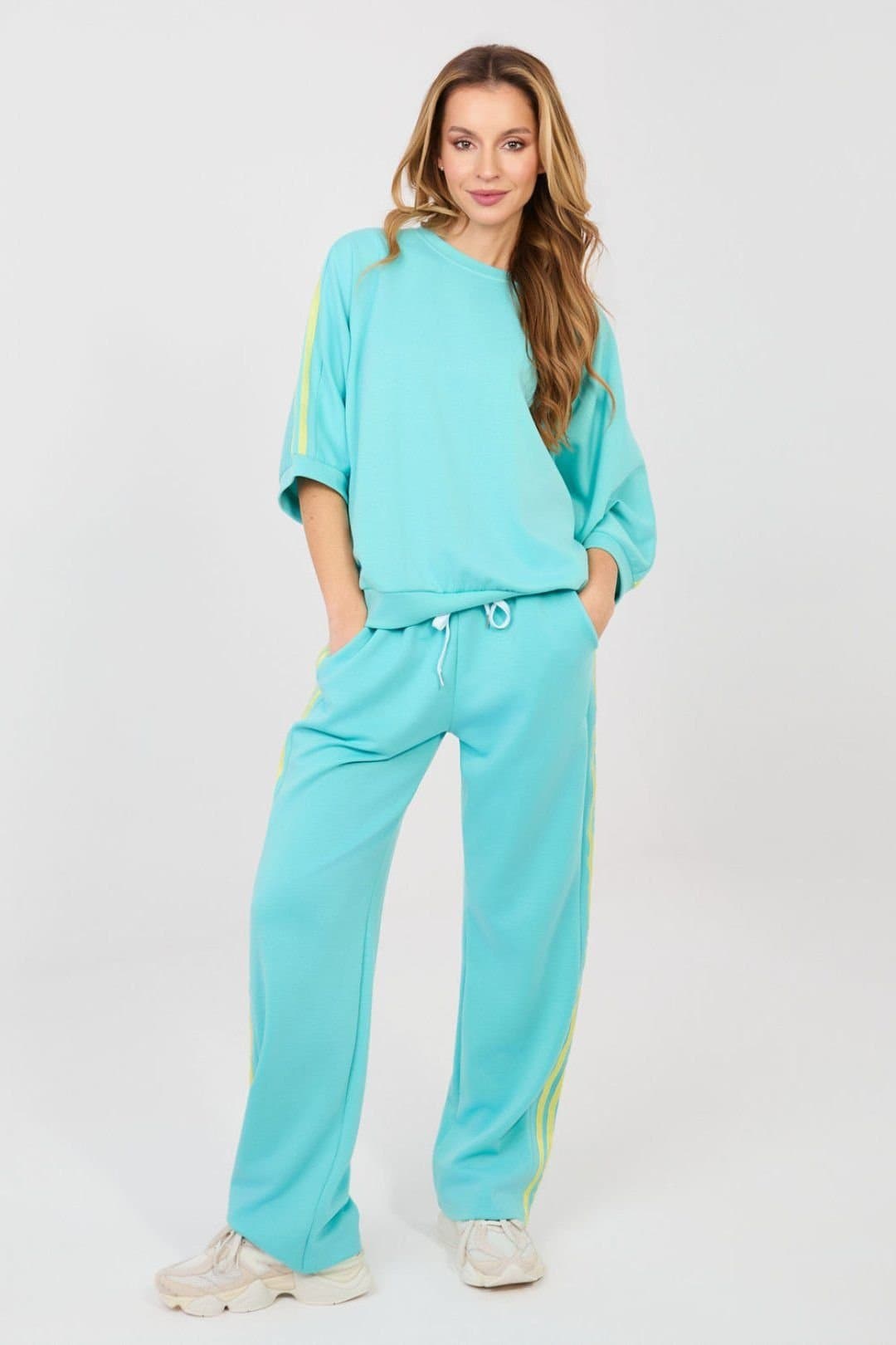 Love Lace Love Lace Women's Butter Soft Striped Hoodie & Pants Set in Aqua