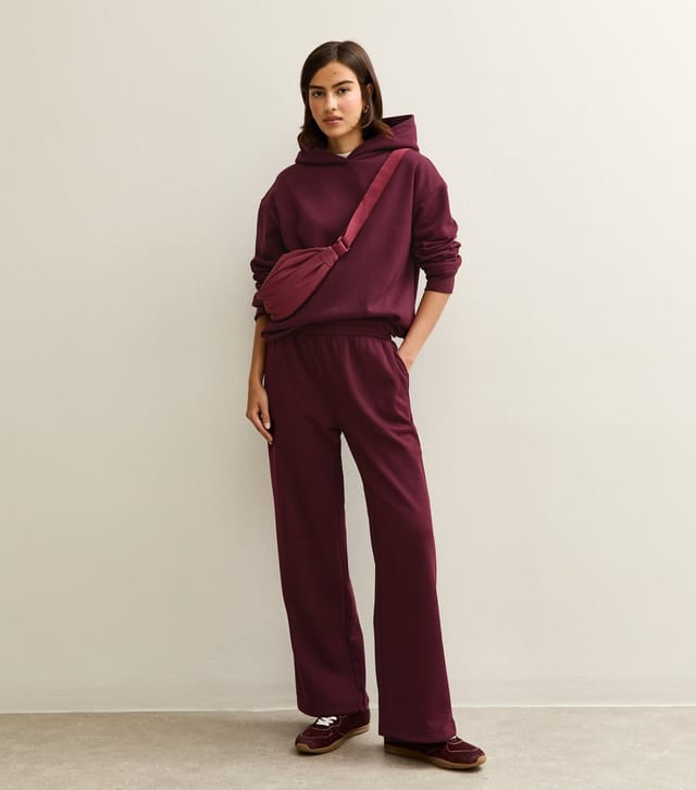 New Look Women's Dark Burgundy Elasticated Waist Wide Leg Joggers New Look - 3