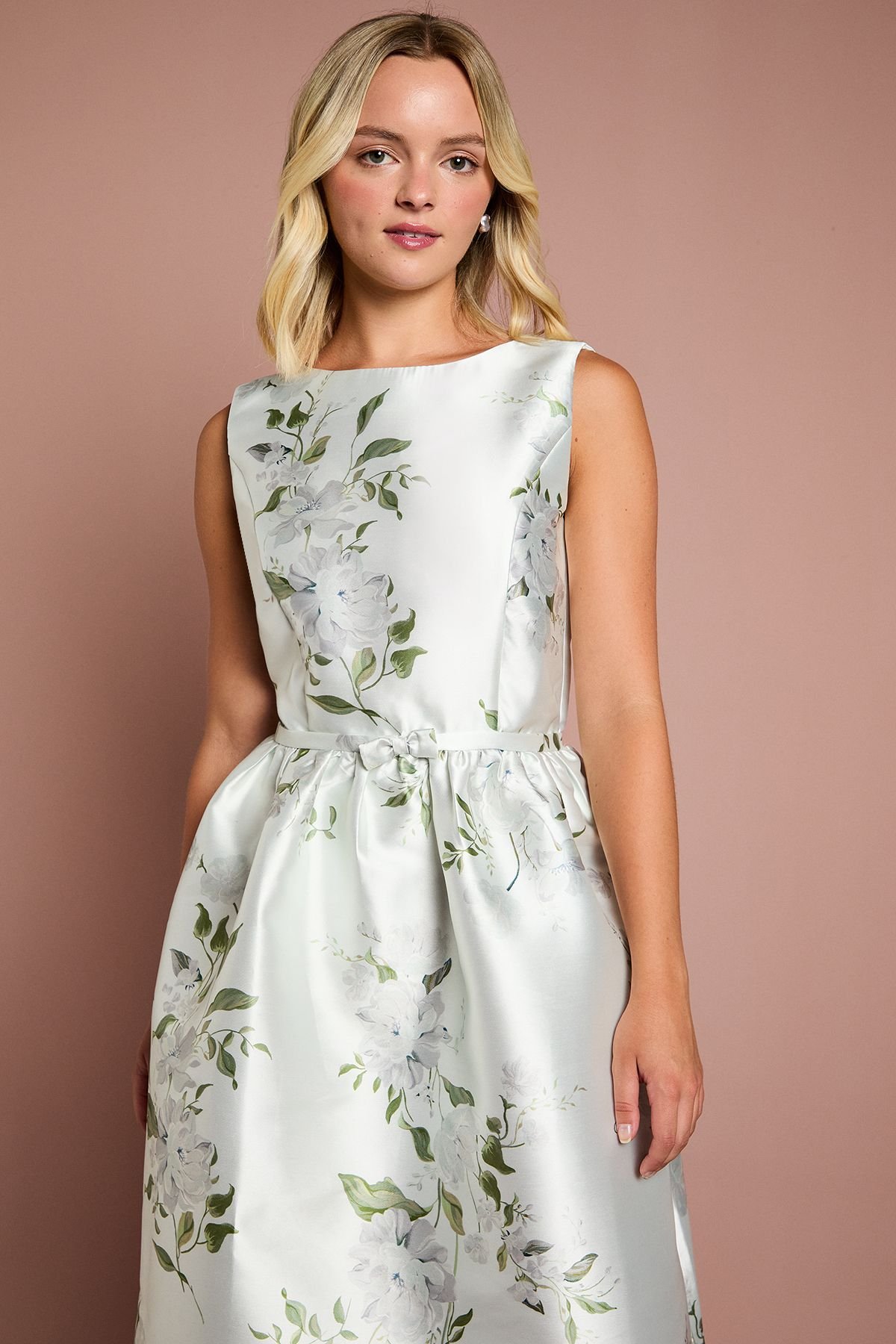 Coast Coast Women's Teen Twill Bow Floral Maxi Bridesmaid Dress in Sage - 4