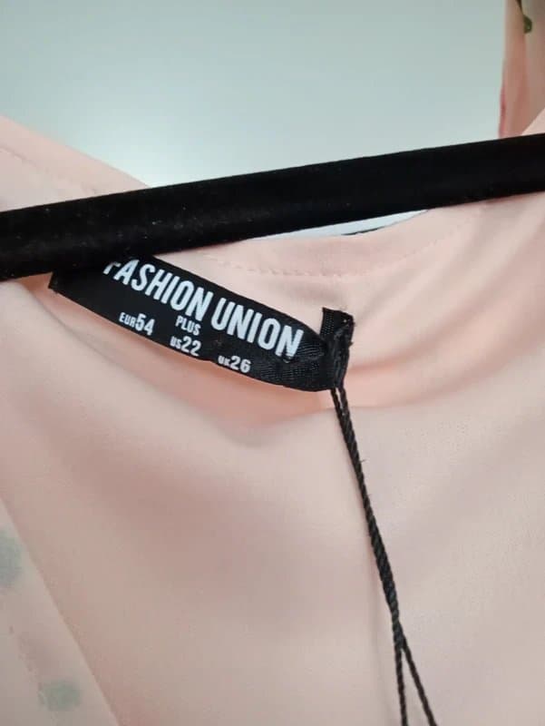 Fashion Union Stunning occasion dress