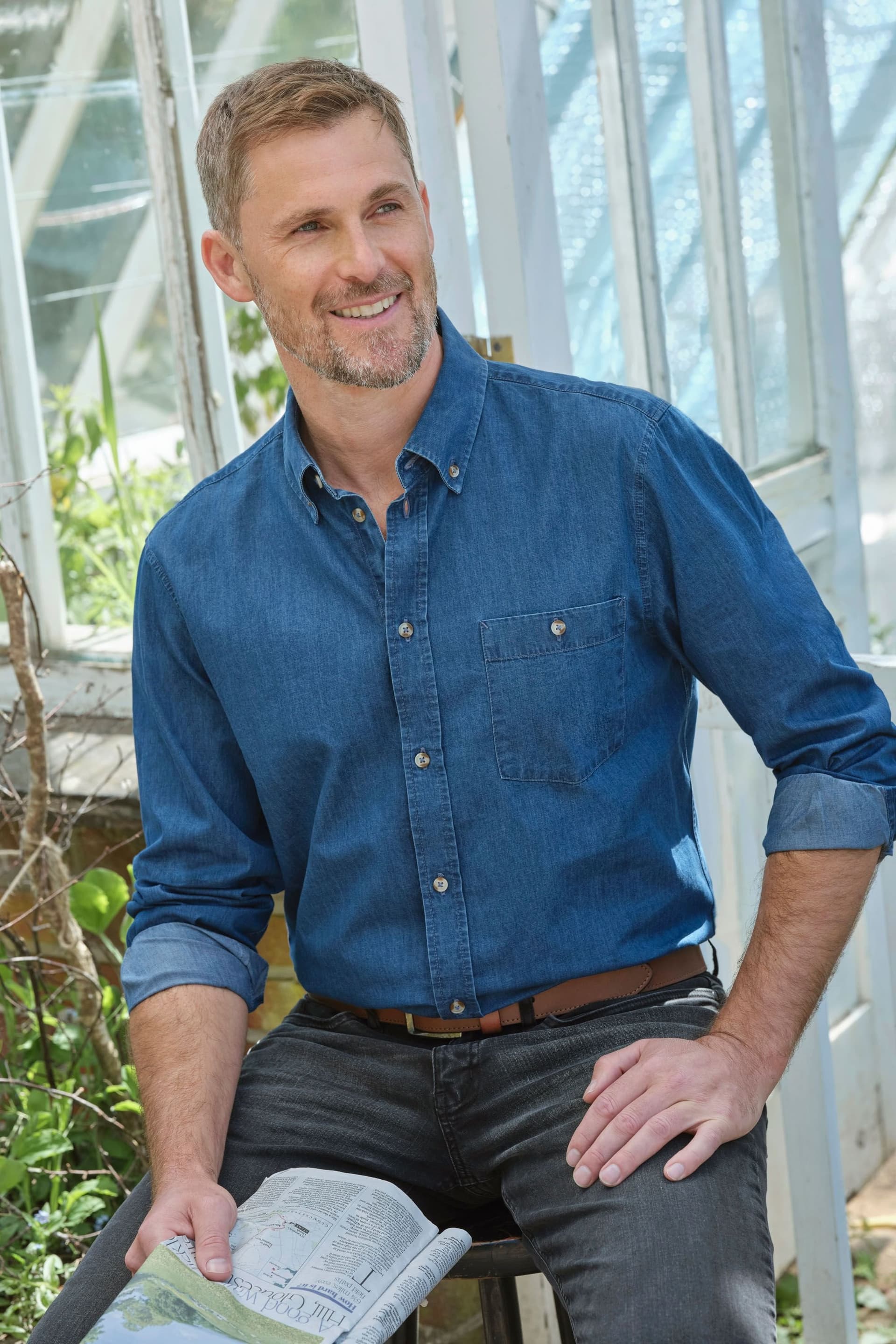 WoolOvers WoolOvers Men's Chambray Shirt in Navy