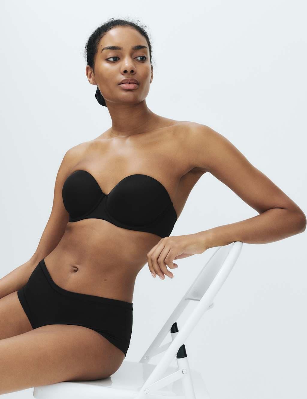 Marks & Spencer M&S Flexifit™ Wired Multiway Bra A-E Black