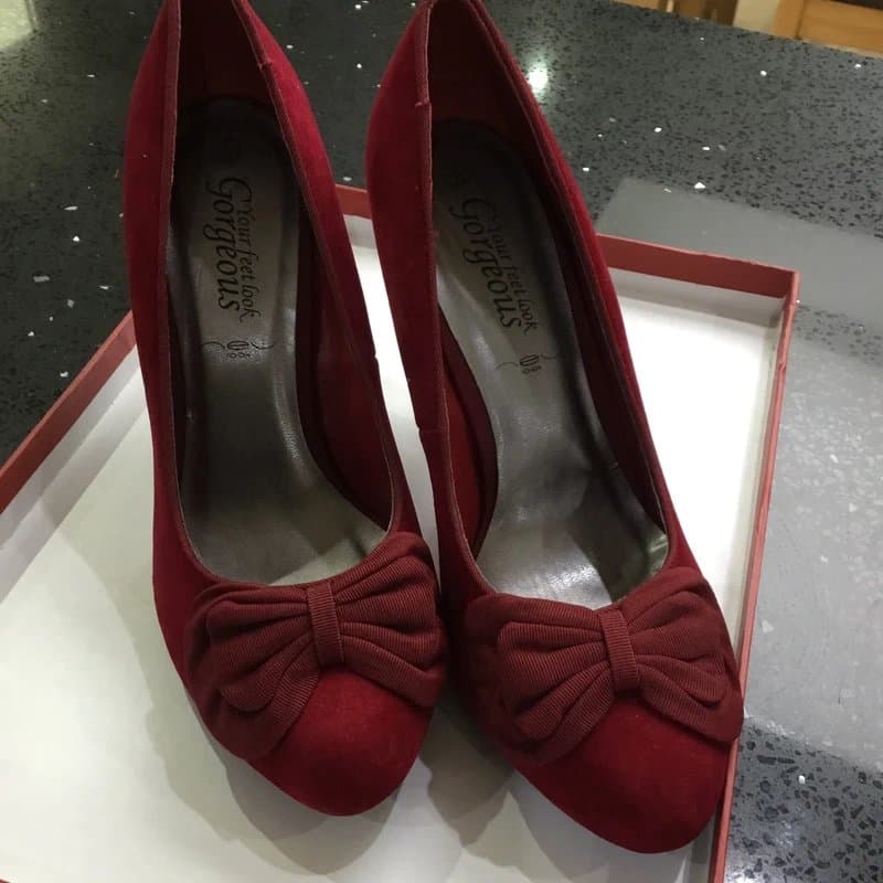 New Look Burgundy/red velvet shoes