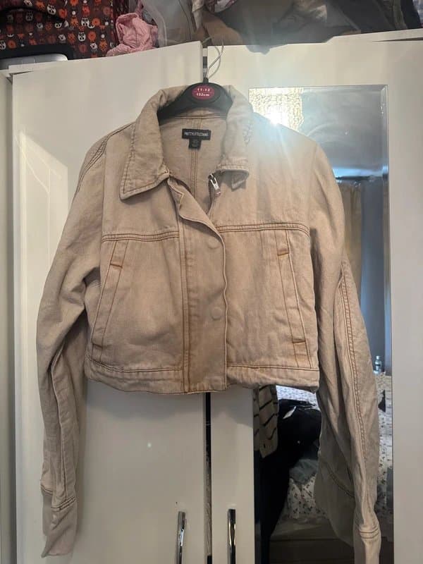 PrettyLittleThing Prettylittlething crop denim jacket