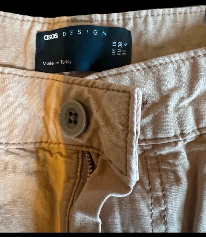 ASOS Asos Cargo pants small 8-10