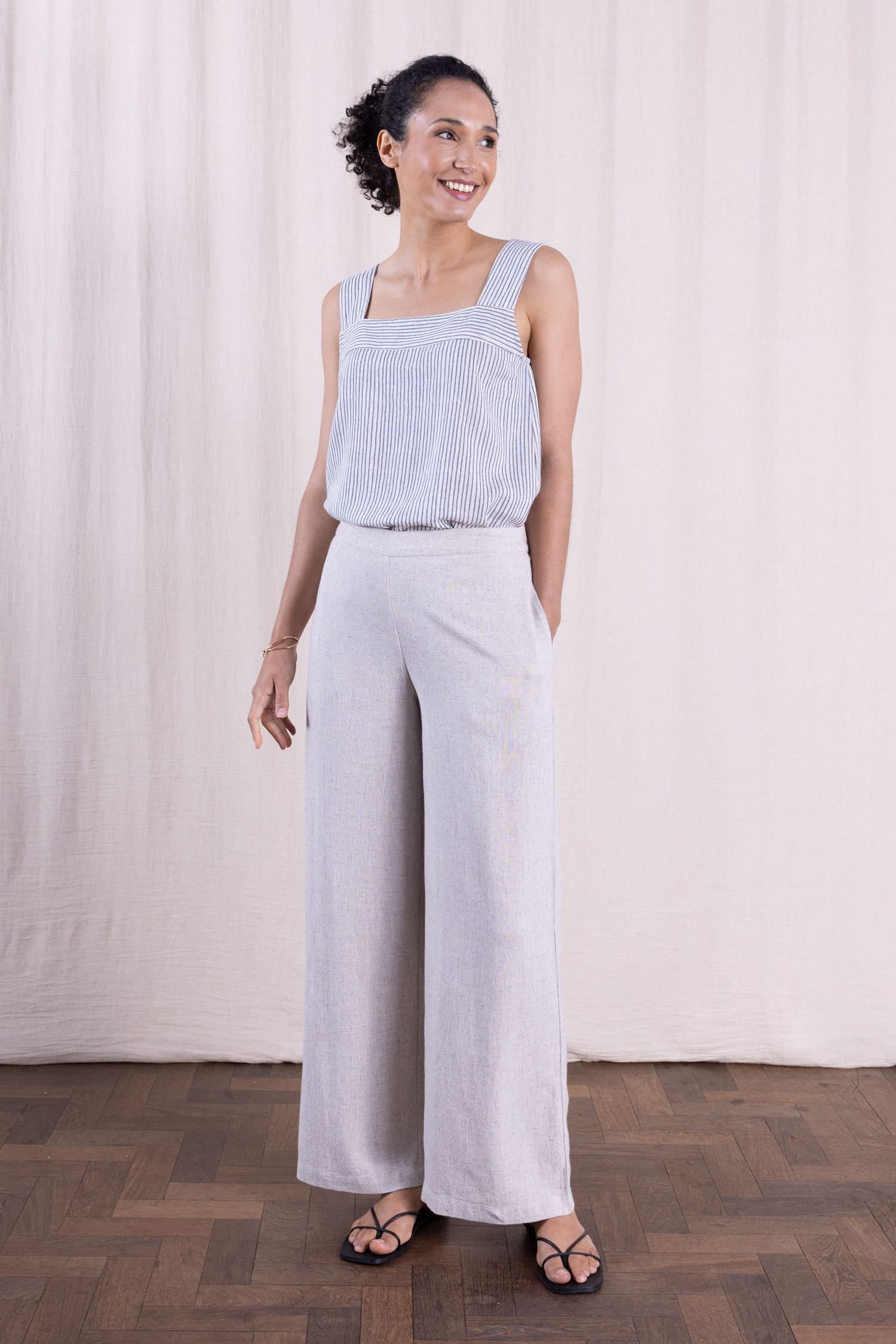 Nomads Clothing Nomads Clothing Women's Women Linen Wide Leg Plain Trousers in Natural