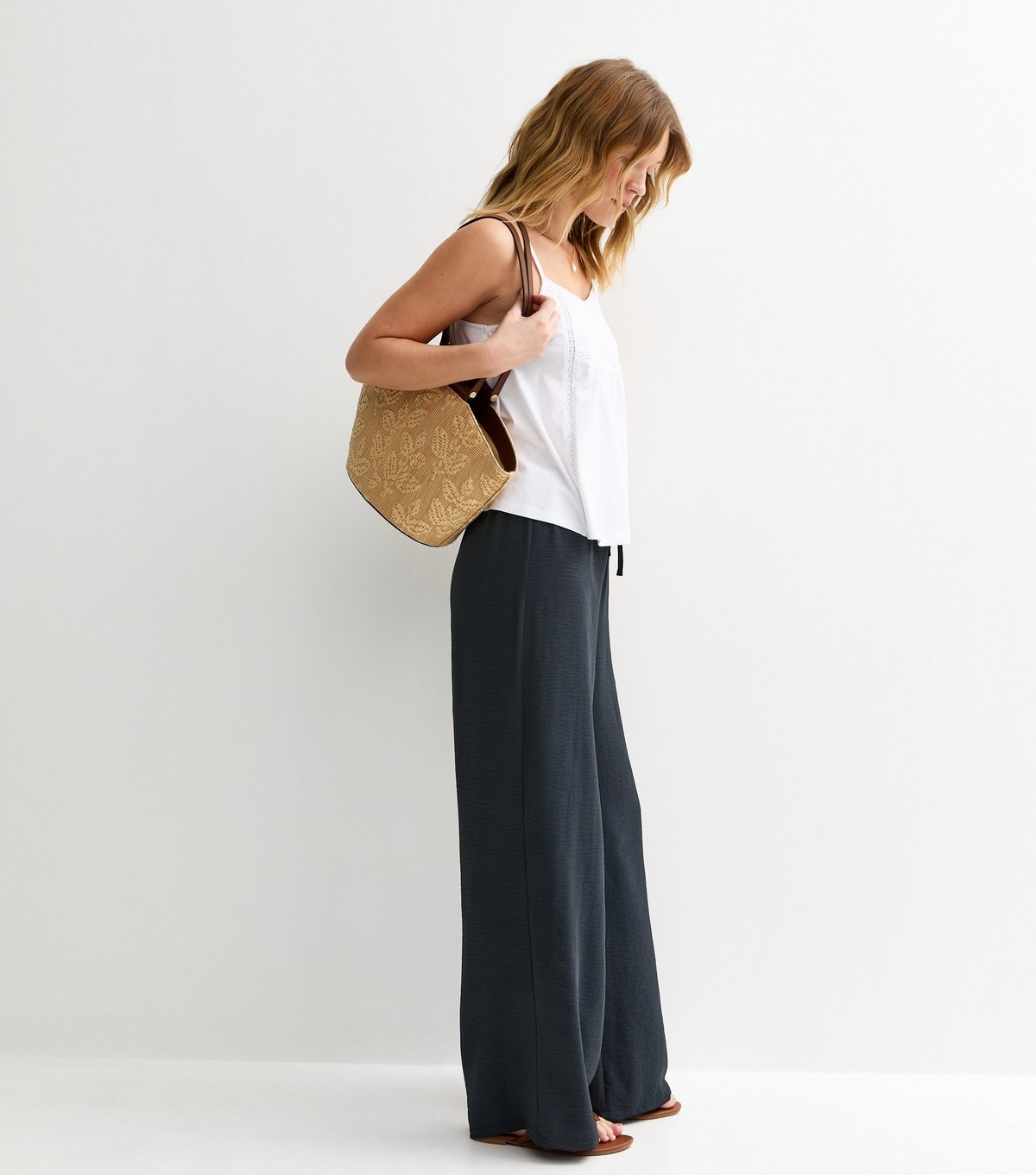 New Look Women's Navy Drawstring Waist Wide Leg Trousers New Look - 3