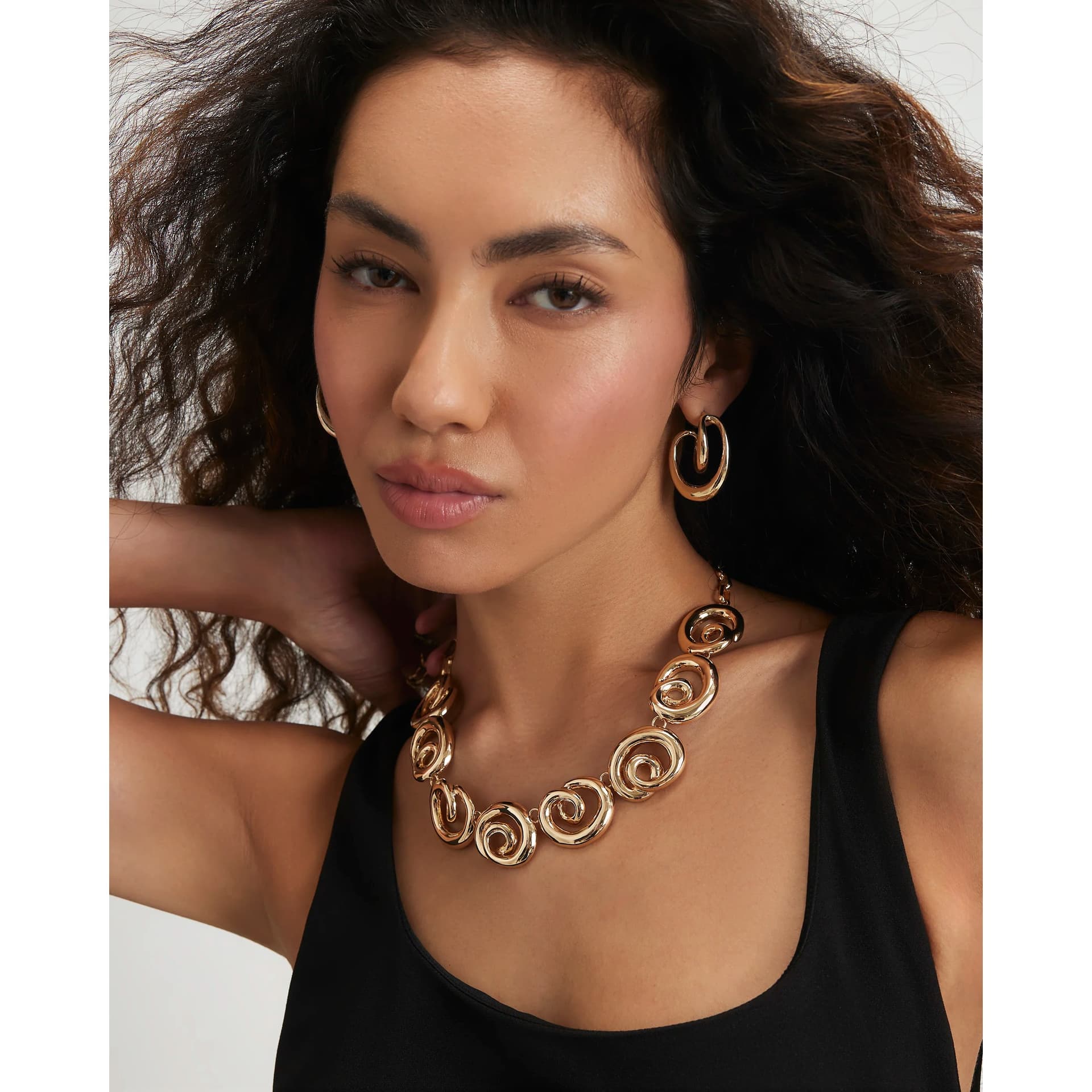 River Island River Island Womens Gold Swirl Collar Necklace