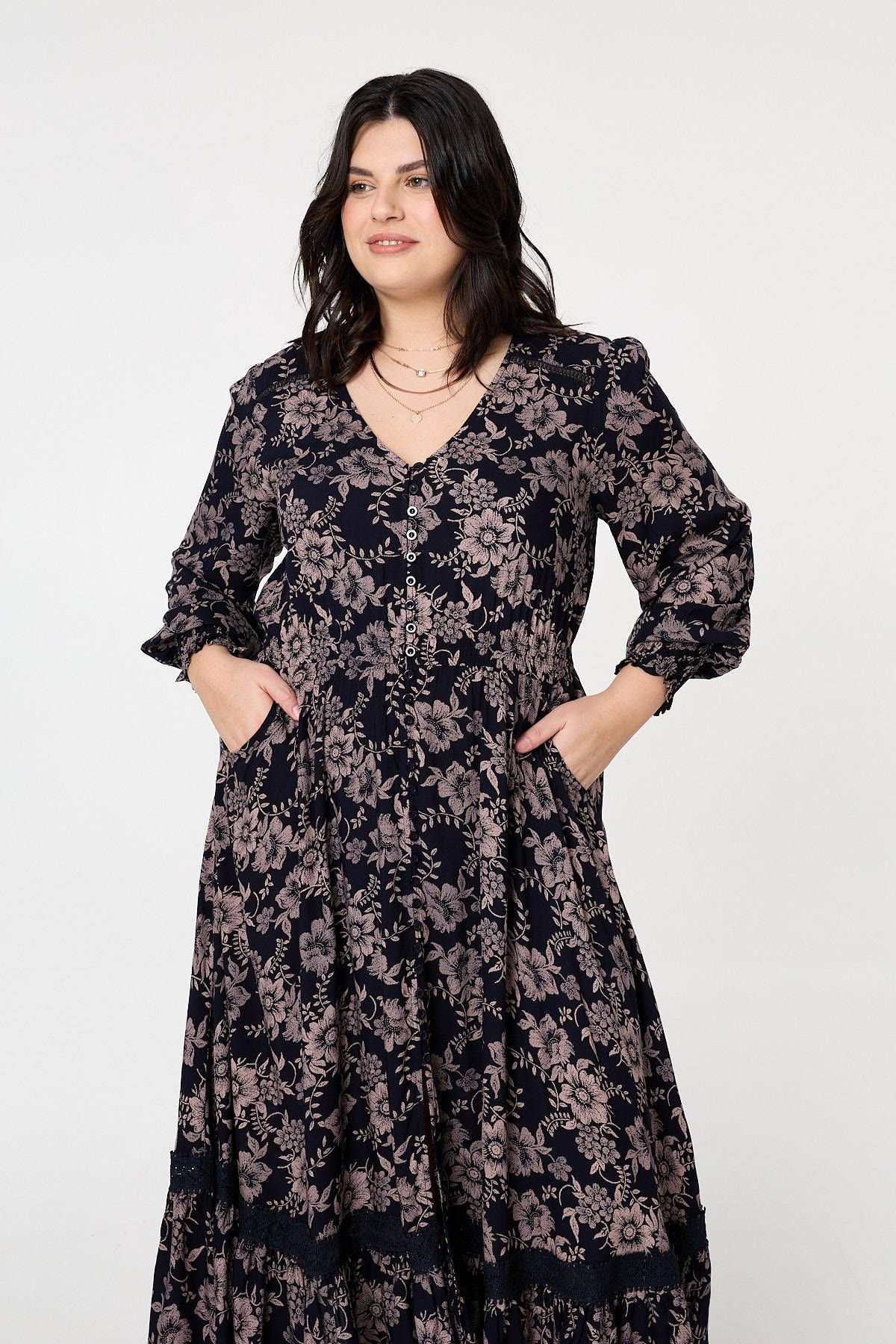 Izabel Curve Izabel Curve Women's Curve Floral Lace Long Sleeve Maxi Dress in Navy - 4