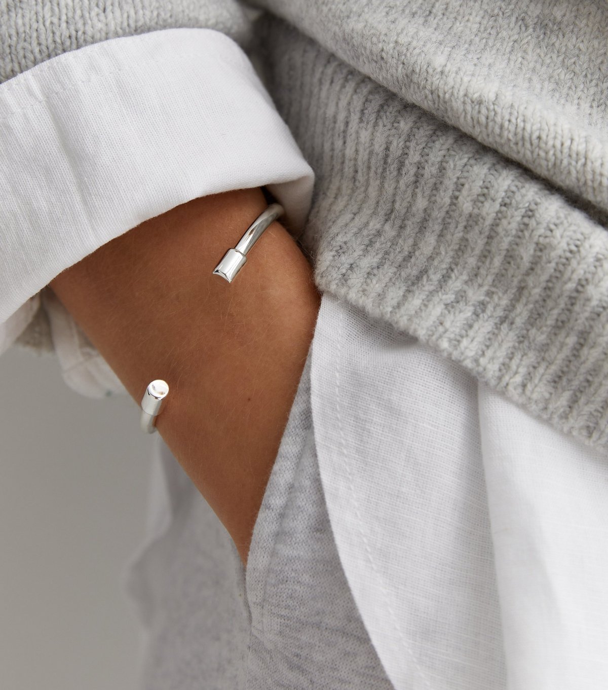 New Look Silver Plated Cuff Bracelet New Look - 2