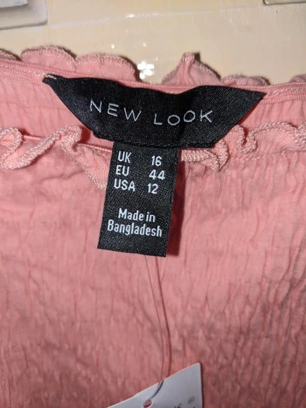 New Look Pink New look top size 16 Bnwt