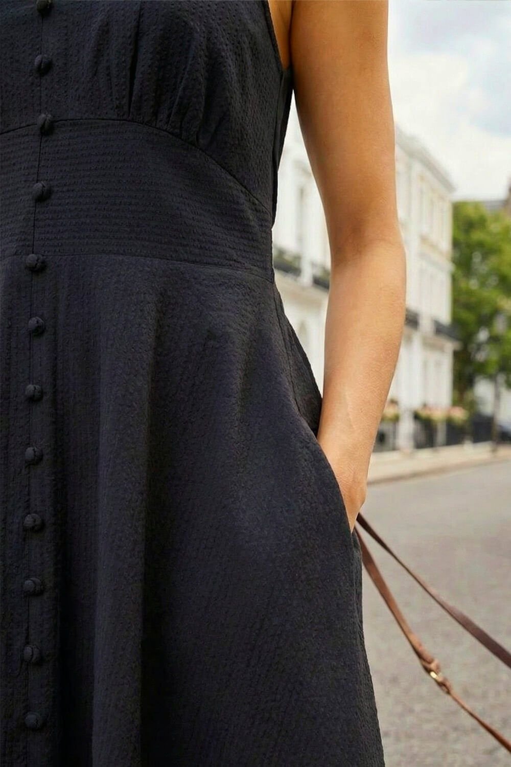 Roman Roman Women's Sleeveless Button Detail Cotton Midi Dress in Black - 4