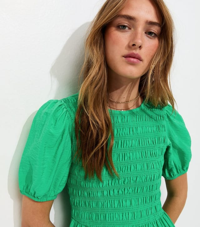 New Look Women's Green Shirred Body Short Sleeve Midi Dress New Look - 2