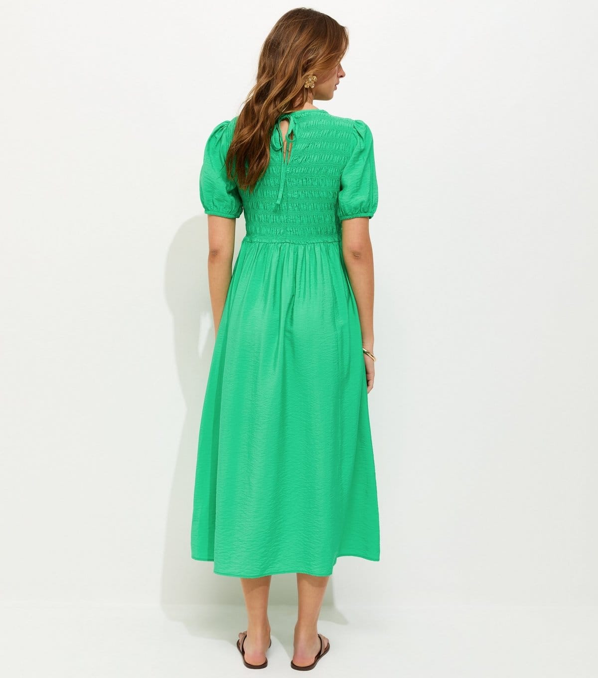 New Look Women's Green Shirred Body Short Sleeve Midi Dress New Look - 4