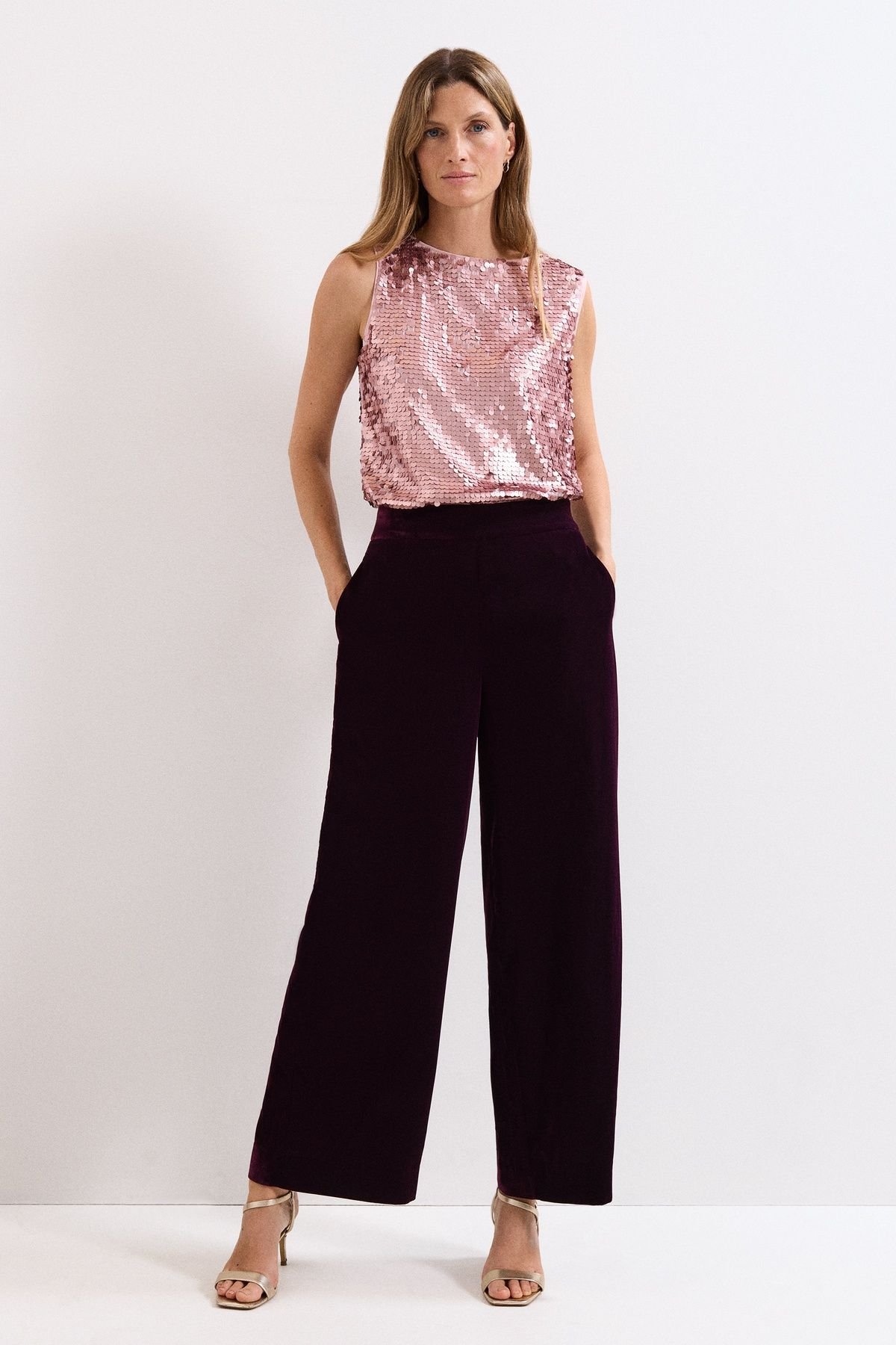 Phase Eight Phase Eight Women's Tasha Sequin Top in Dusty Pink - 3