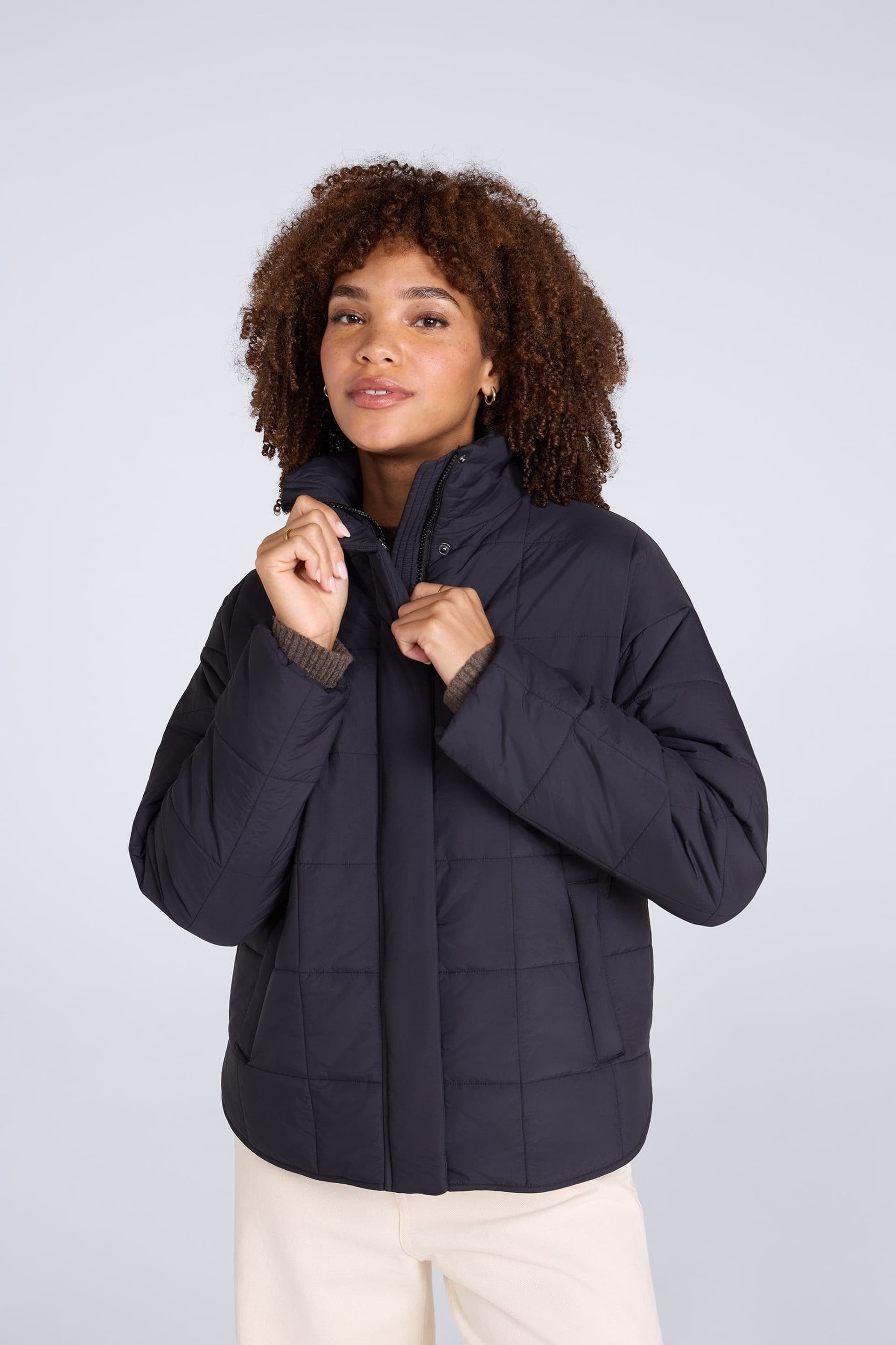 Animal Animal Women's 'Nina' Lightweight Water Resistant Grid Quilt Padded Outdoor Jacket in Black