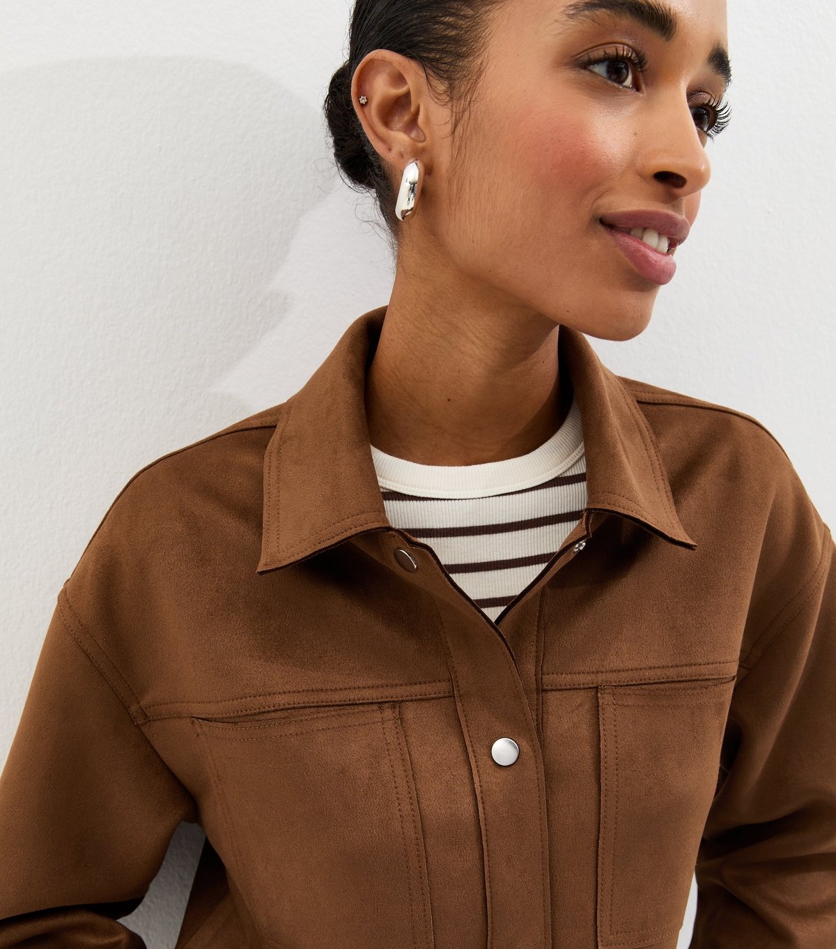 New Look Women's Tan Faux Suede Boxy Shacket New Look - 2