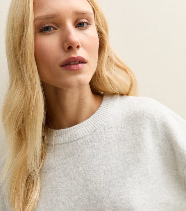 New Look Women's Light Grey Crew Neck Jumper New Look - 2