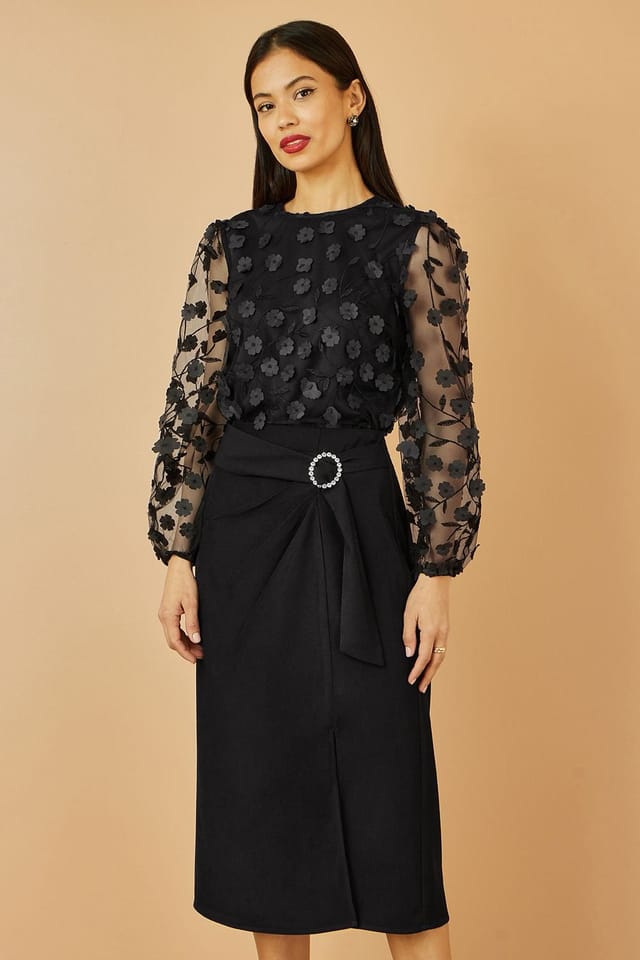 Yumi Yumi Women's Black Sheer Sleeve Applique Flower Top - 2