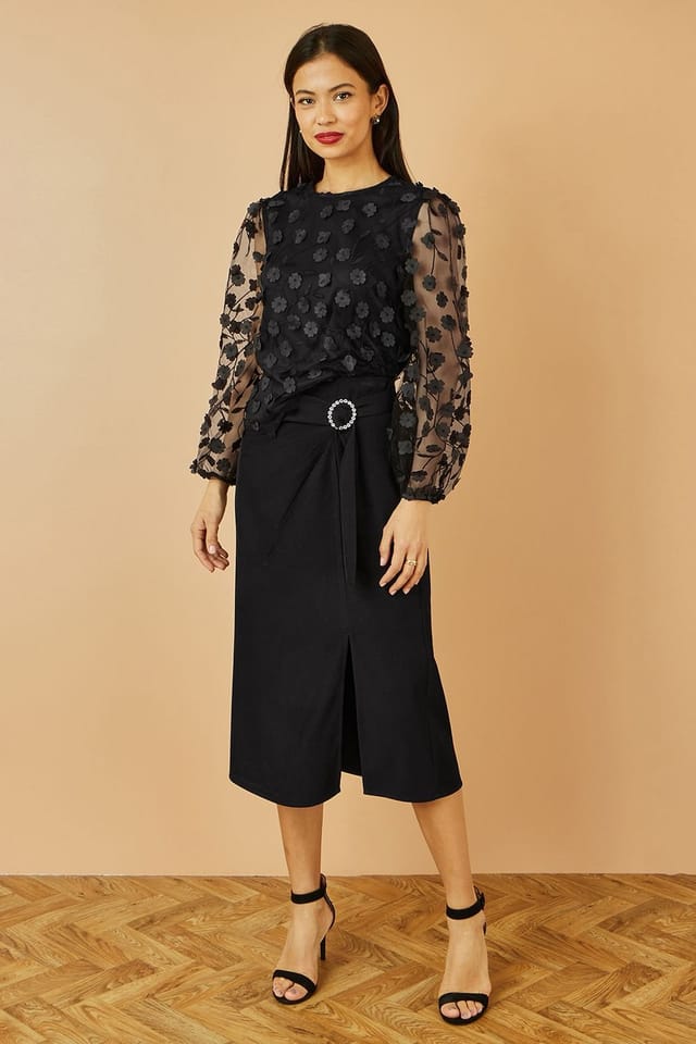 Yumi Yumi Women's Black Sheer Sleeve Applique Flower Top - 3